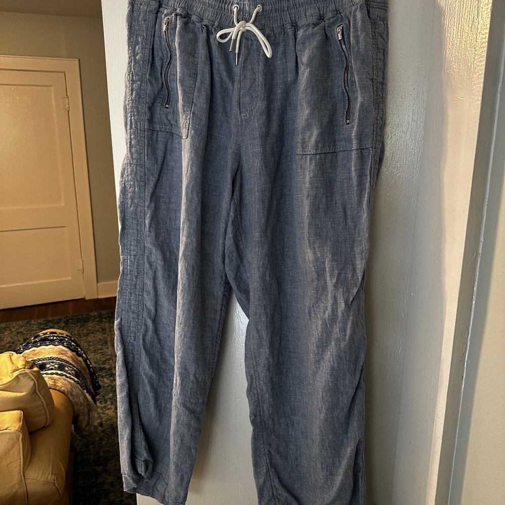 Women’s light blue, wide leg, linen pants